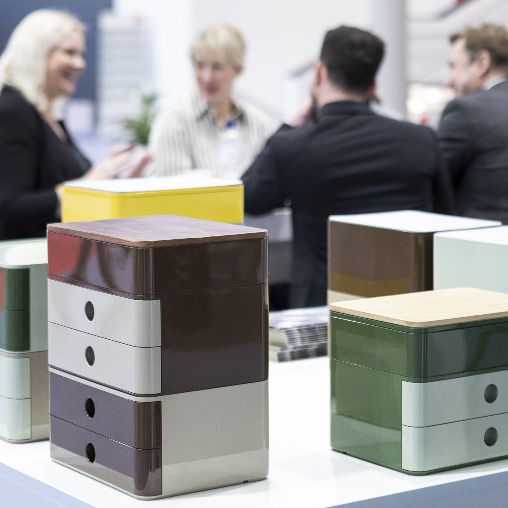 Office furnishings at Ambiente